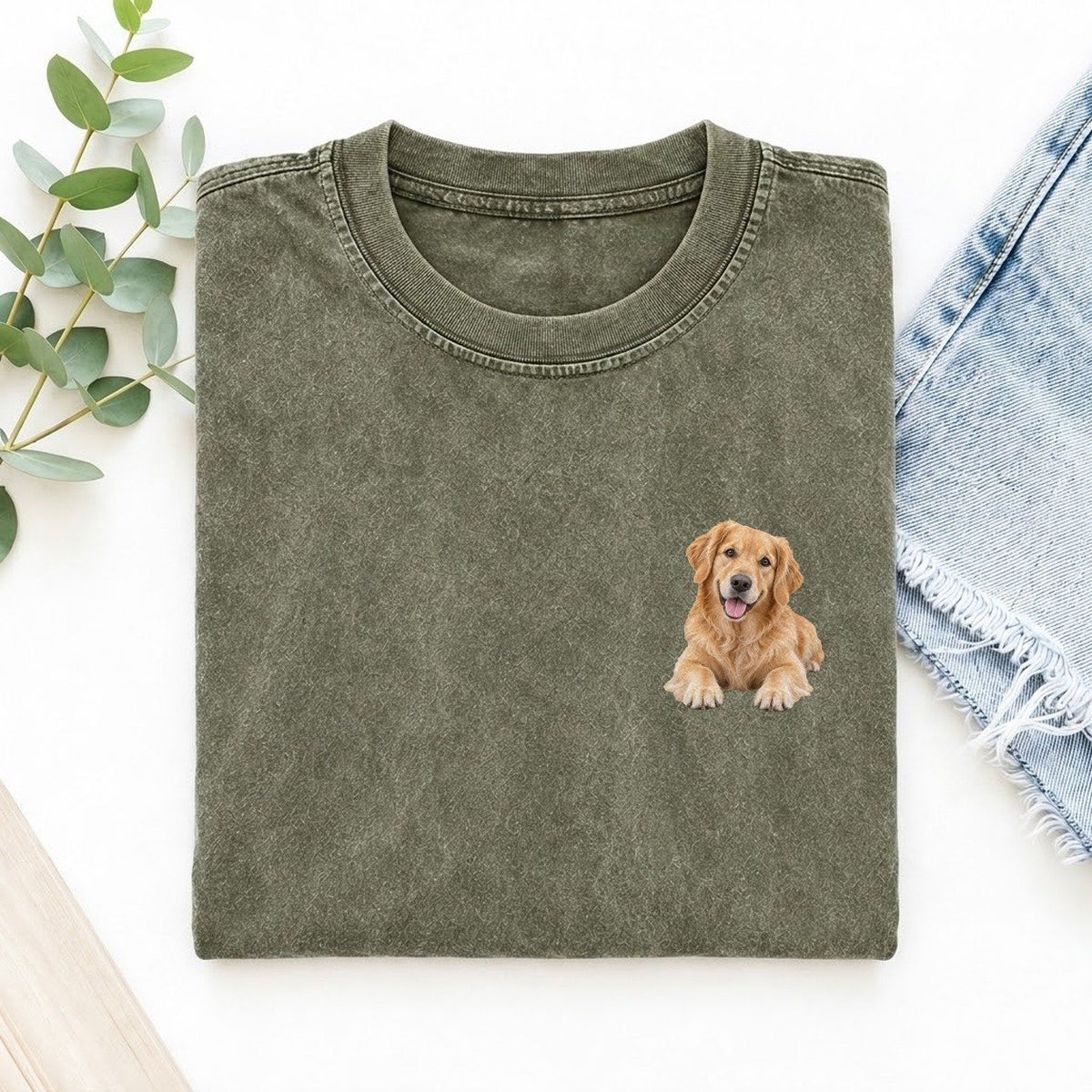 Golden Retriever Head Tilt Left Chest Vintage T-shirt – Army Green