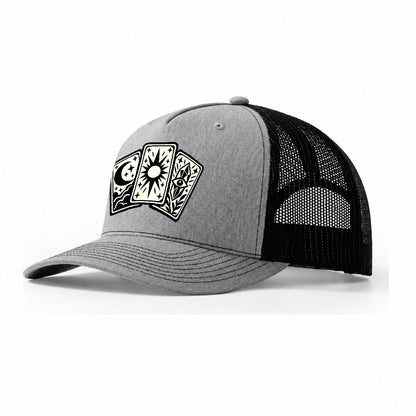 Three Fanned Tarot Cards Witch Magic Trucker Hat – Sport Grey Black