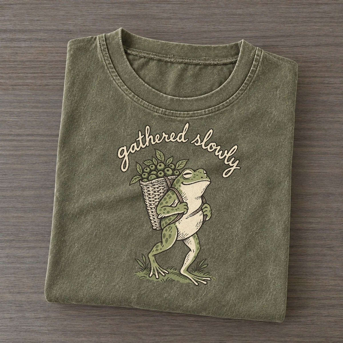 Berry Basket Pond Folk Vintage T-shirt – Army Green