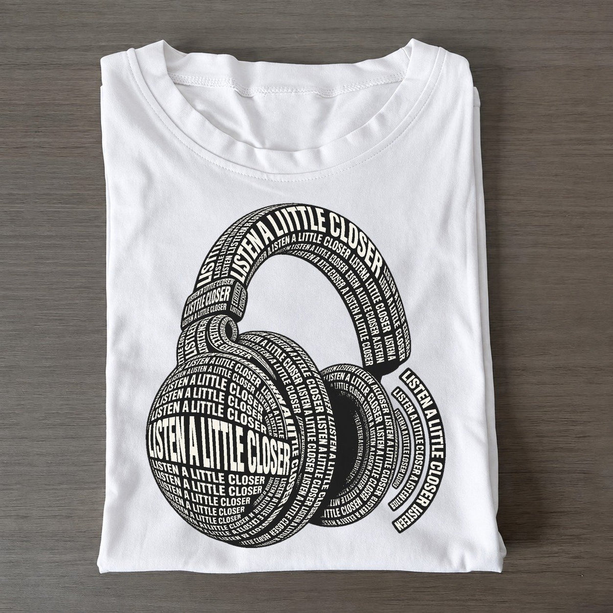 Earcup Echo Phrase Silhouette Classic T-shirt – White