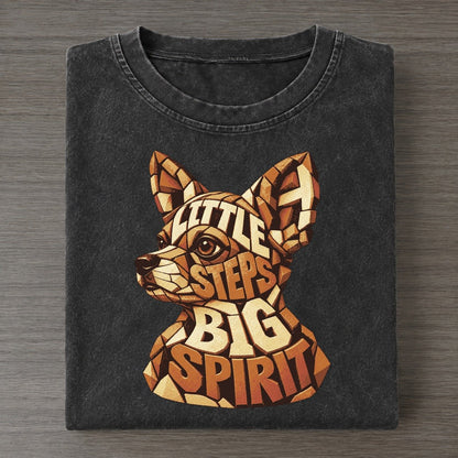 Chihuahua Side Glance Letter Sculpture Vintage T-shirt – Black