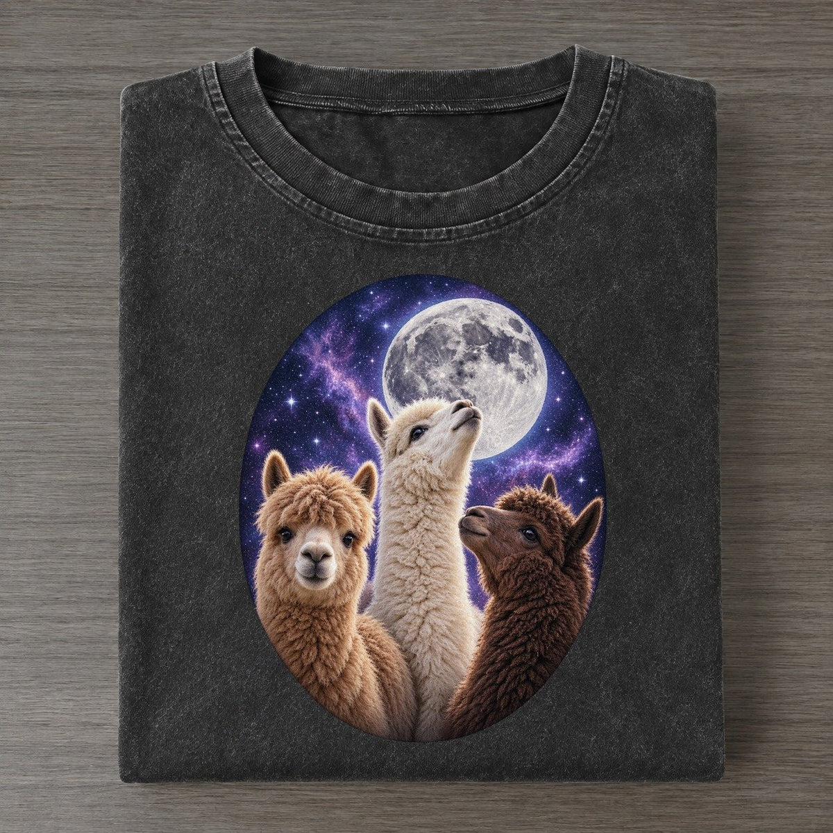 Alpacas Under The Moon Moon Choir Vintage T-shirt – Black