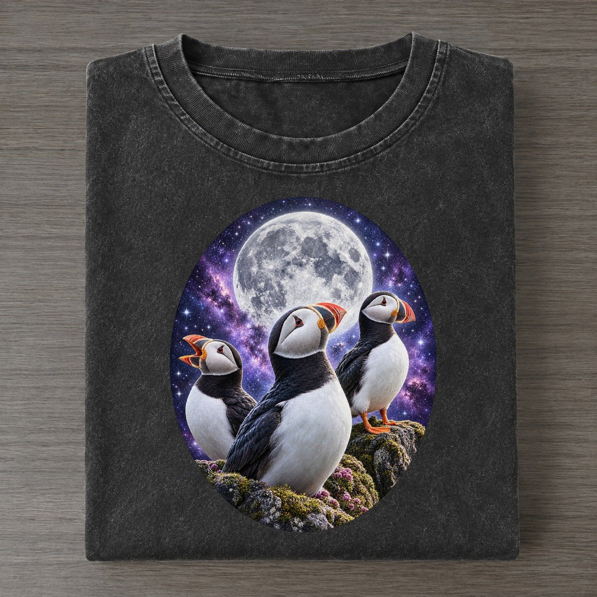 Puffins Under The Moon Moon Choir Vintage T-shirt – Black