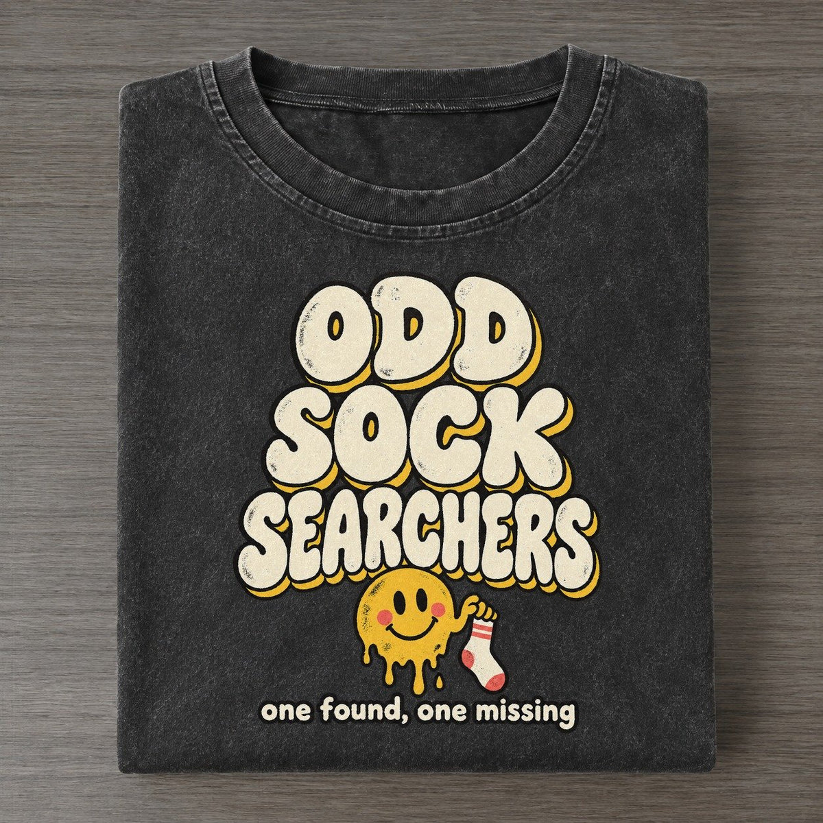 Sock Hunters Running On Fumes Club Vintage T-shirt – Black