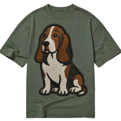 Basset Hound Tri Color Embroidered Sitting Pose Classic T-shirt – Army Green