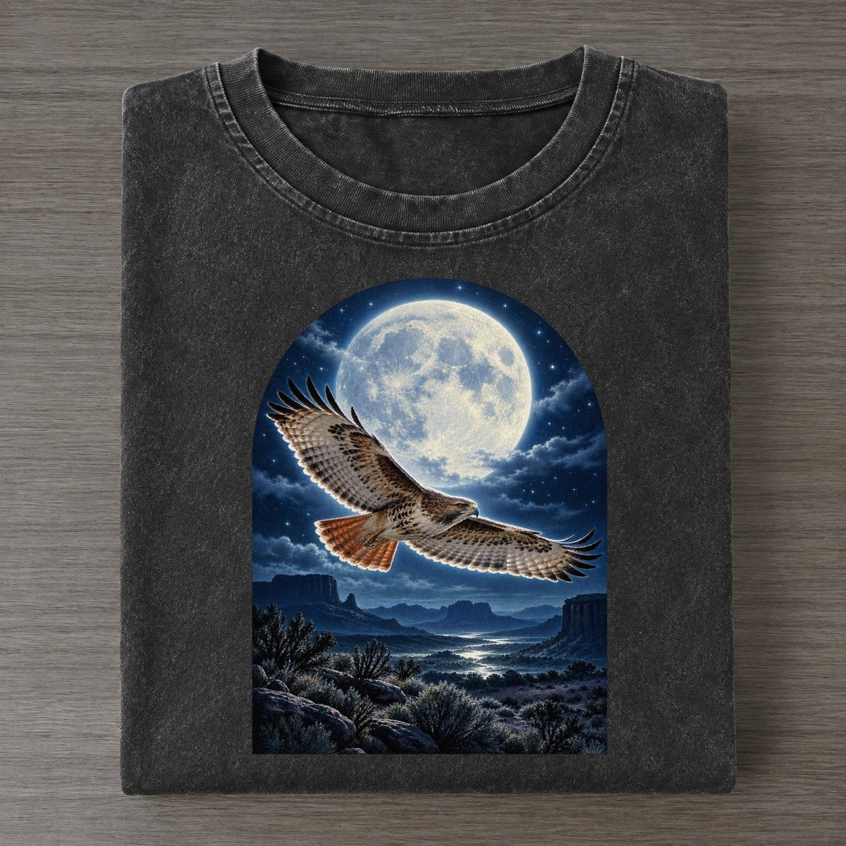 Hawk Over The Desert Moon Country Vintage T-shirt – Black