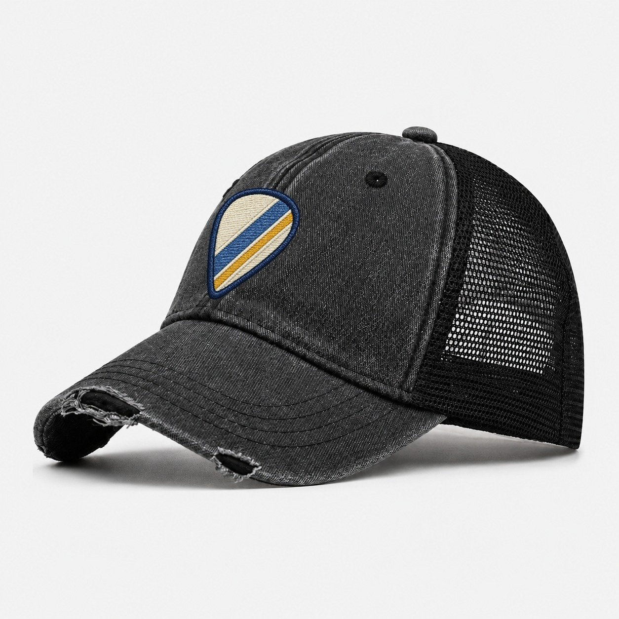 Guitar Pick Tiny Solo Marks Washed Trucker Hat – Black