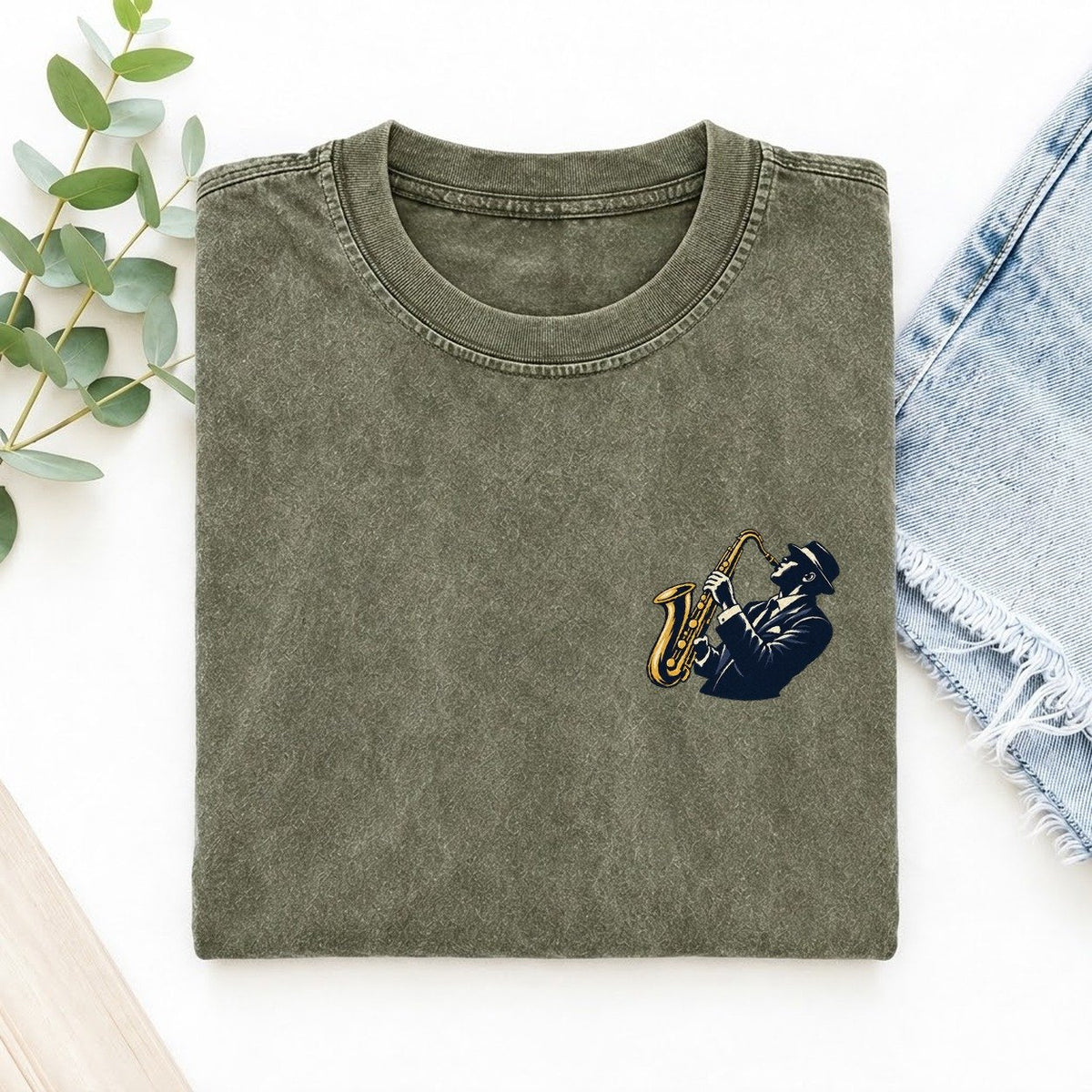 Jazz Saxophonist Left Chest Vintage T-shirt – Army Green