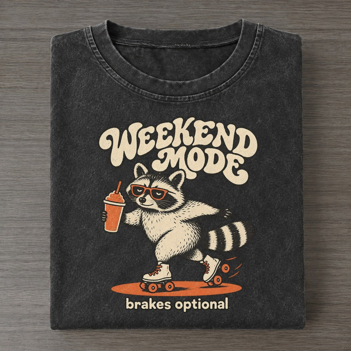 Weekend Mode Raccoons Off Duty Vintage T-shirt – Black
