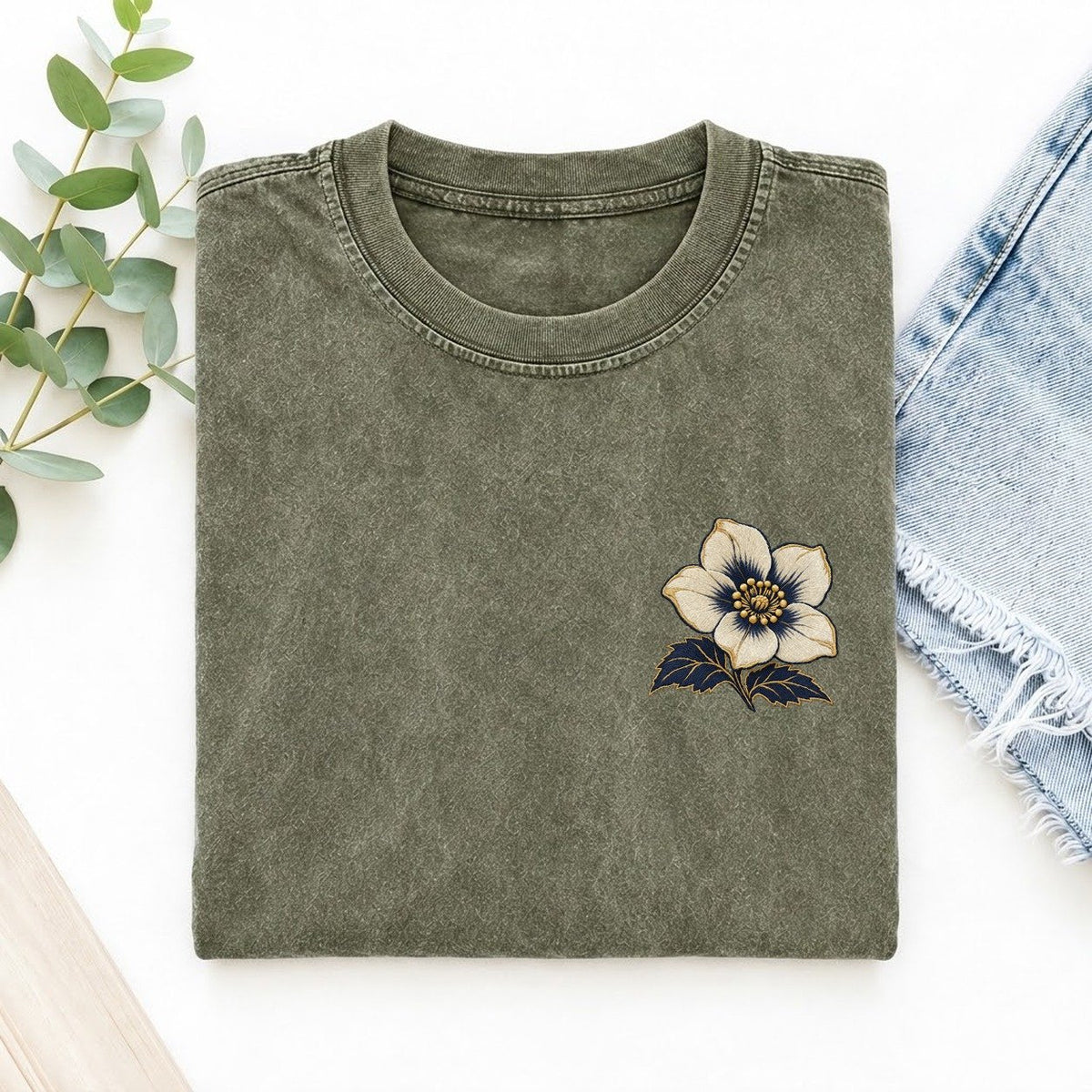 Hellebore Winter Cup Left Chest Vintage T-shirt – Army Green