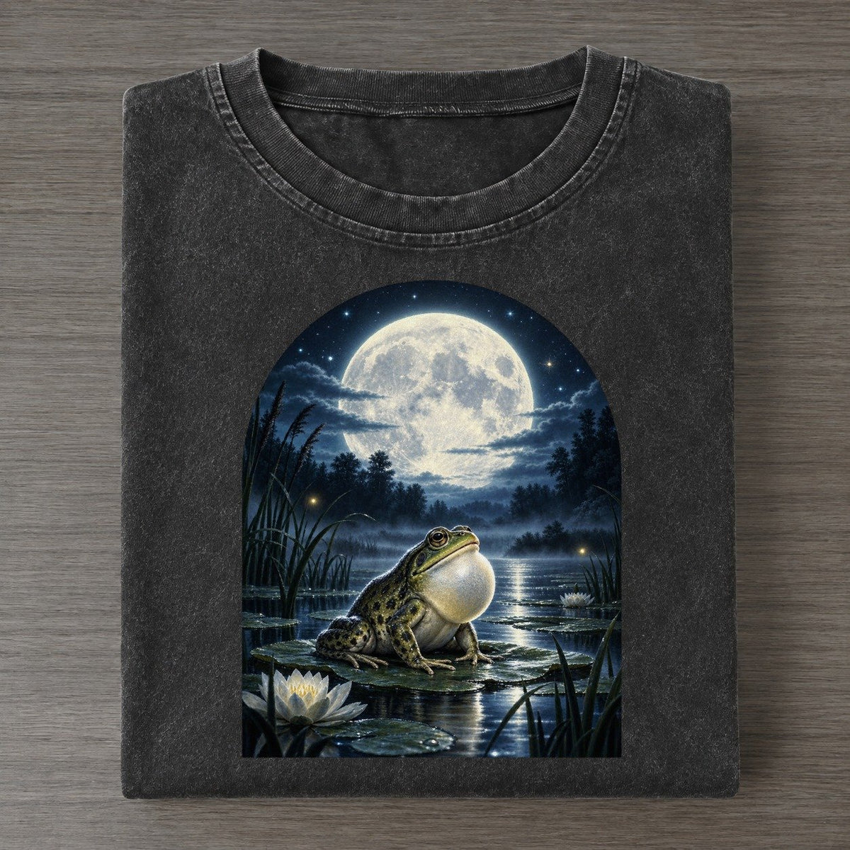 Frog At The Lily Pond Moon Country Vintage T-shirt – Black