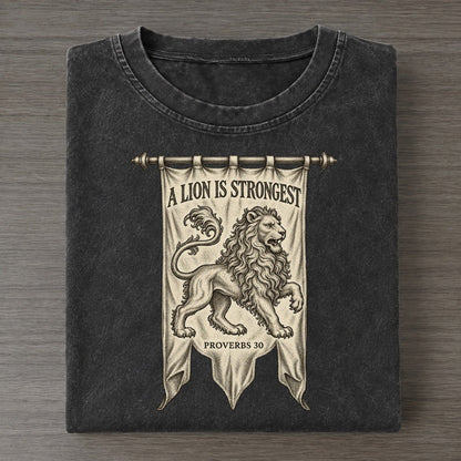 A Lion Is Strongest Beast And Banner Vintage T-shirt – Black