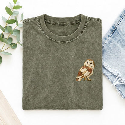 Barn Owl Shoulder Turn Keepsake Emblem Left Chest Vintage T-shirt – Army Green