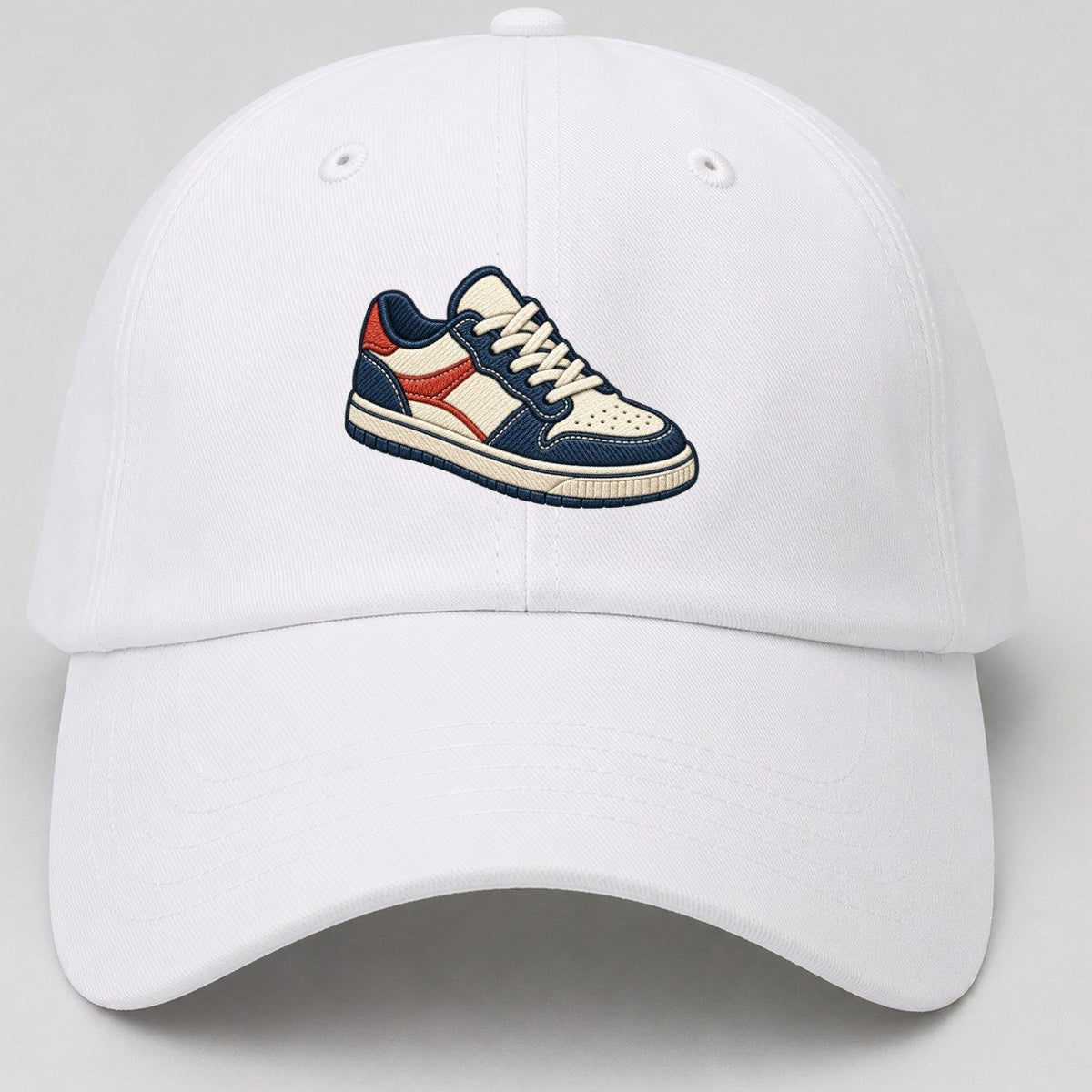 Low Top Court Sneaker Tiny Solo Marks Baseball Cap – White
