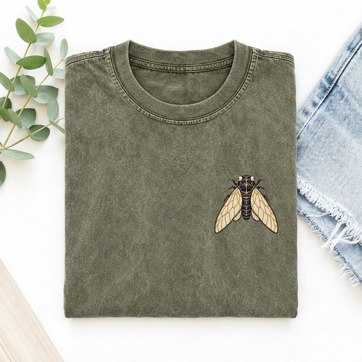 Cicada Wing Lantern Left Chest Vintage T-shirt – Army Green