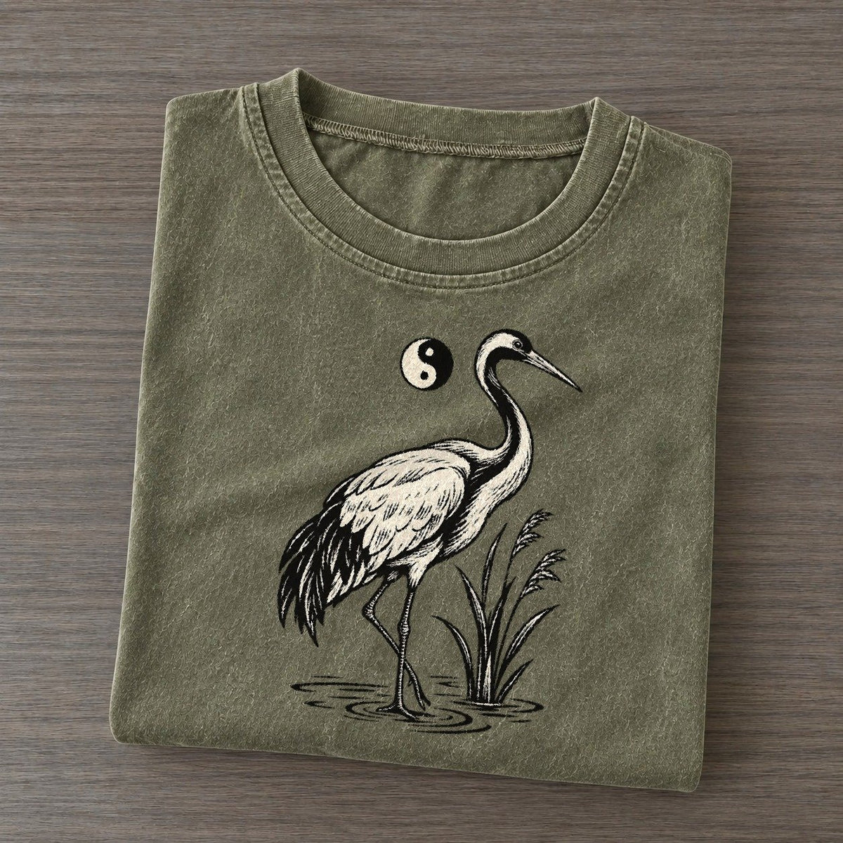 Daoist Balance Crane And Water World Faiths Ink Figures Vintage T-shirt – Army Green