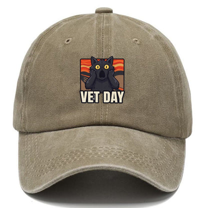 Black Cat Scream Vet Day Scream Classic Cap – Warm Sand