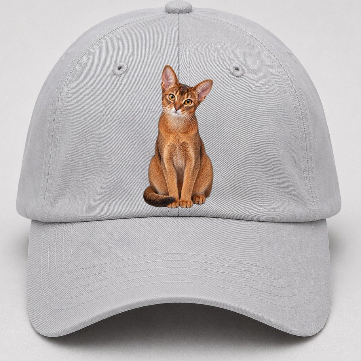 Abyssinian Seated Portrait Realistic Cat Portrait Baseball Cap – Light Gray
