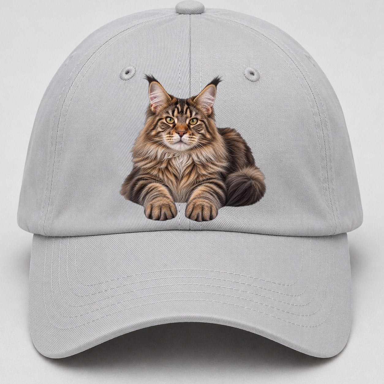 Maine Coon Reclining Paws Forward Realistic Cat Portrait Baseball Cap – Light Gray
