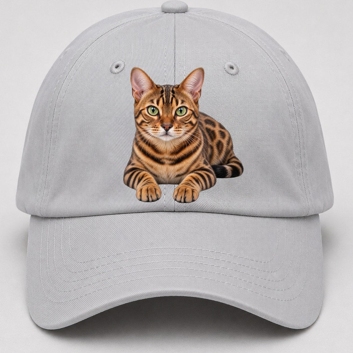 Bengal Reclining Paws Forward Realistic Cat Portrait Baseball Cap – Light Gray
