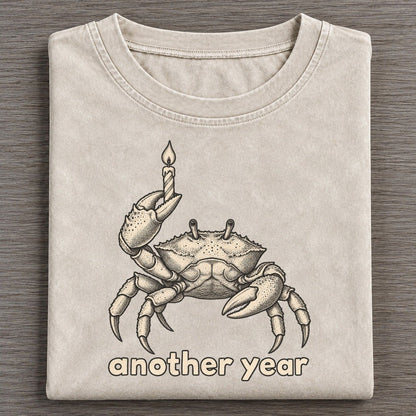 Crab Another Year Unbothered Creatures Vintage T-shirt – Off White