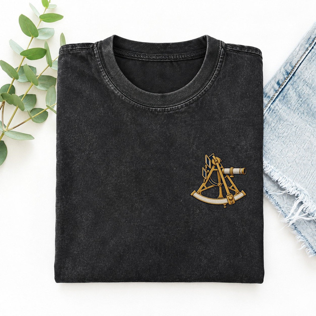 Sextant Horizon Arc Left Chest Vintage T-shirt – Black