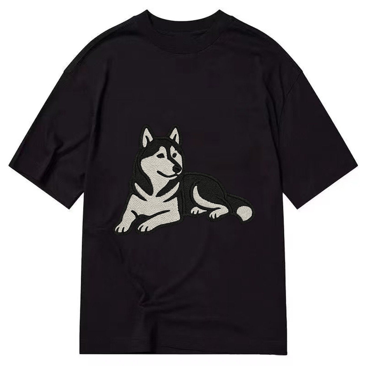 Siberian Husky Black And White Relaxed Lying Down With Head Classic T-shirt – Black