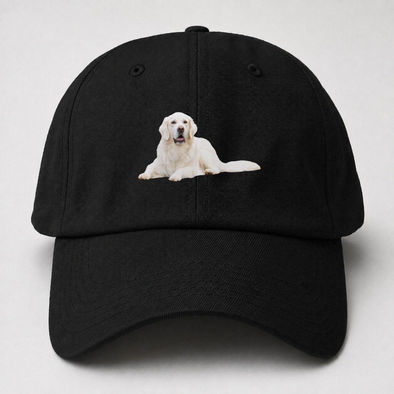 White English Cream Golden Retrievers Baseball Cap – Black