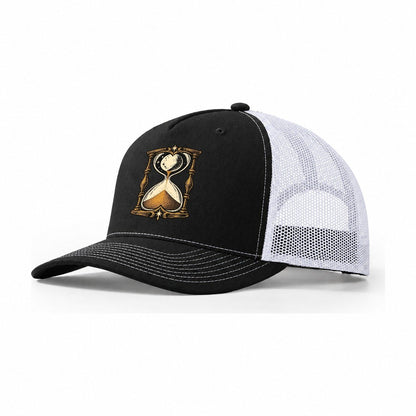 Desert Hourglass Sundown Familiars Trucker Hat – Black White