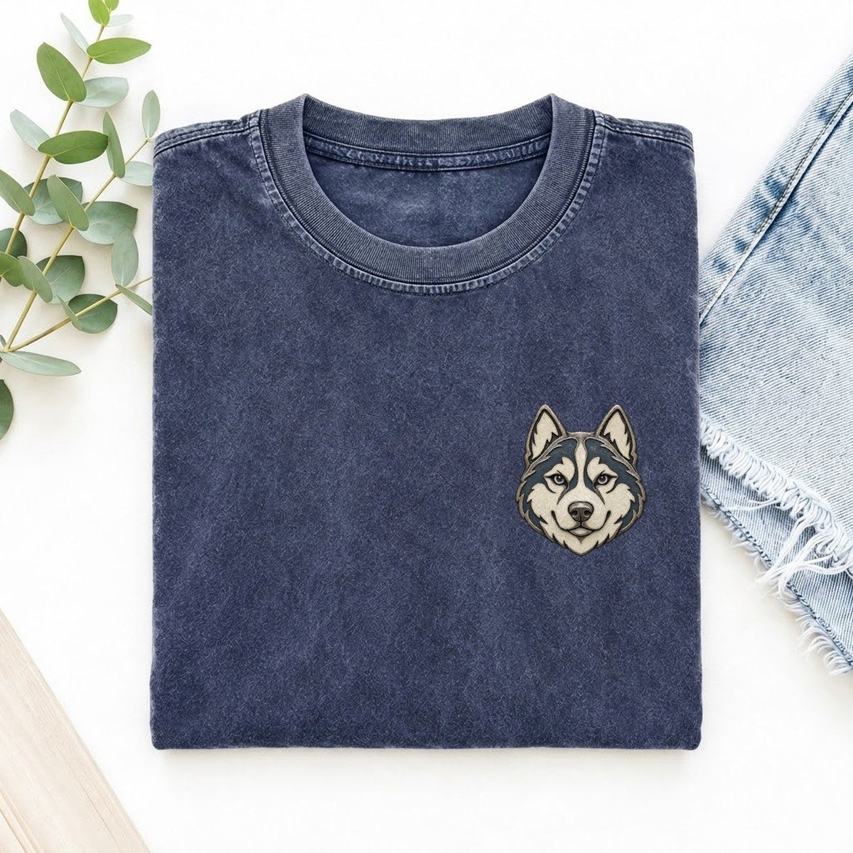 Husky Forward Ears Keepsake Emblem Left Chest Vintage T-shirt – Blue