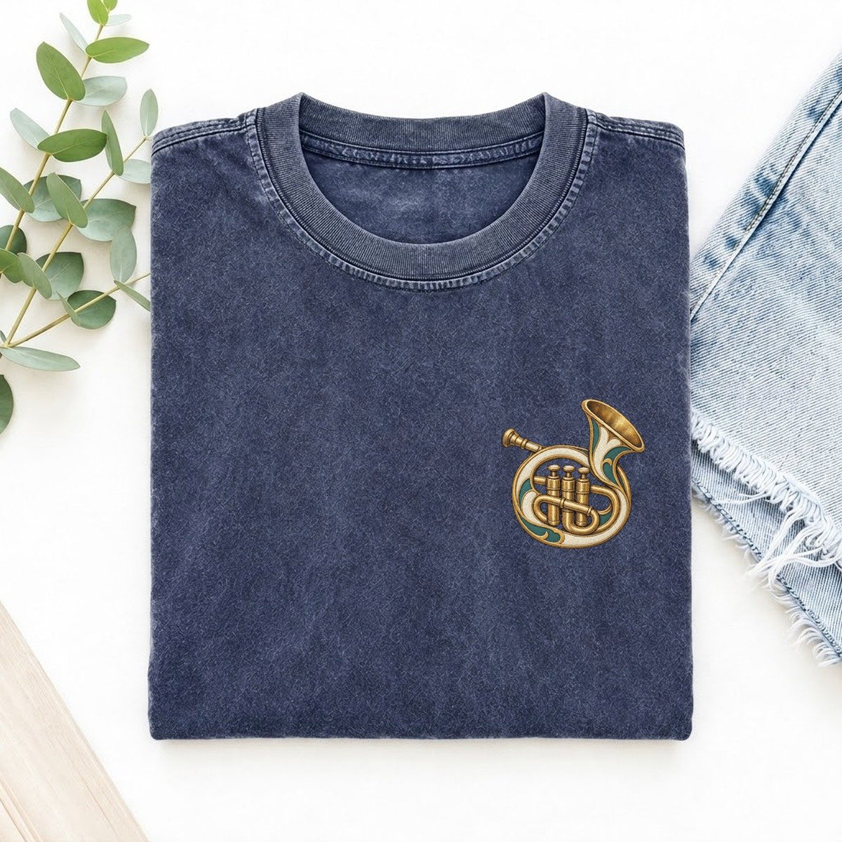 Trumpet Bell Tuck Keepsake Emblem Left Chest Vintage T-shirt – Blue