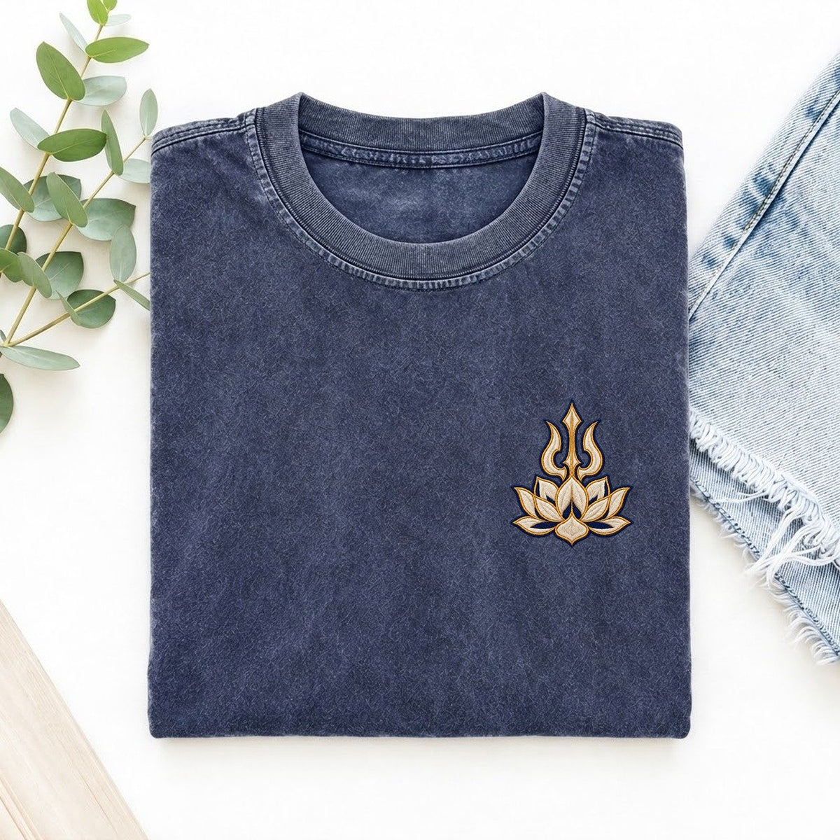 Trishula Lotus Symbol Emblems Left Chest Vintage T-shirt – Blue