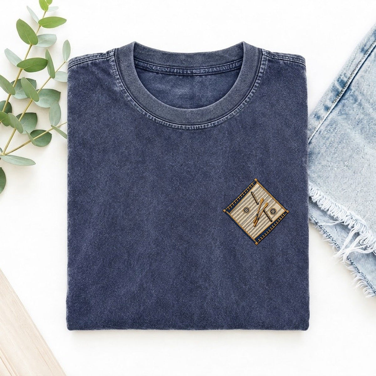 Dulcimer Hammer Pair Left Chest Vintage T-shirt – Blue