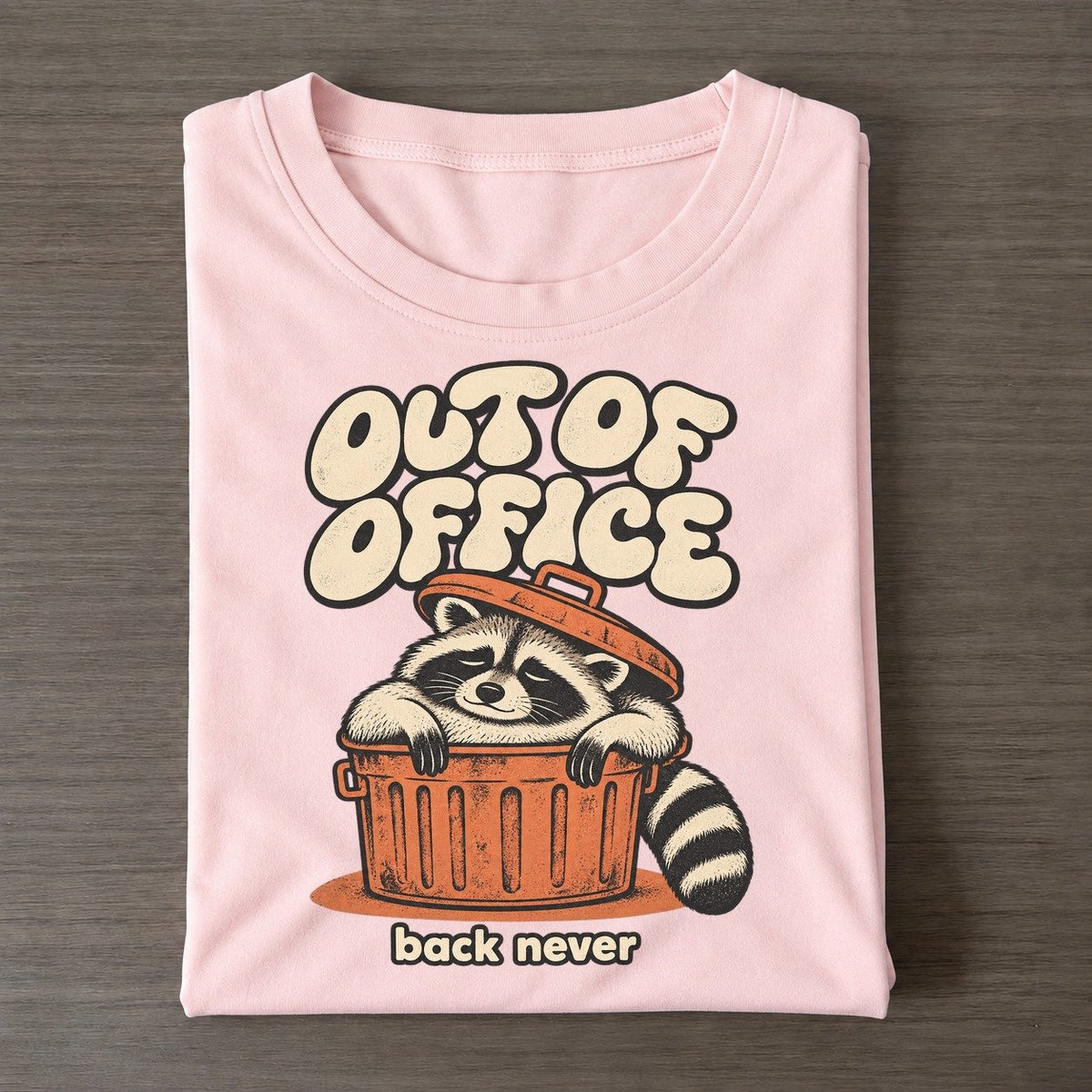 Out Of Office Raccoons Off Duty Classic T-shirt – Pink