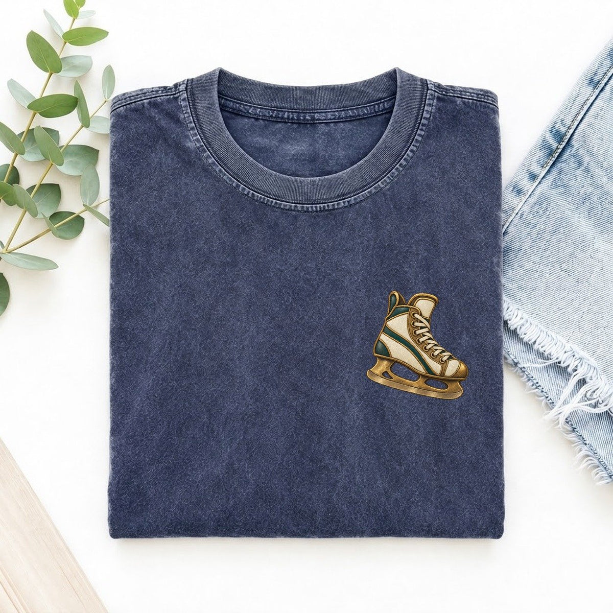 Hockey Skate Turn Keepsake Emblem Left Chest Vintage T-shirt – Blue