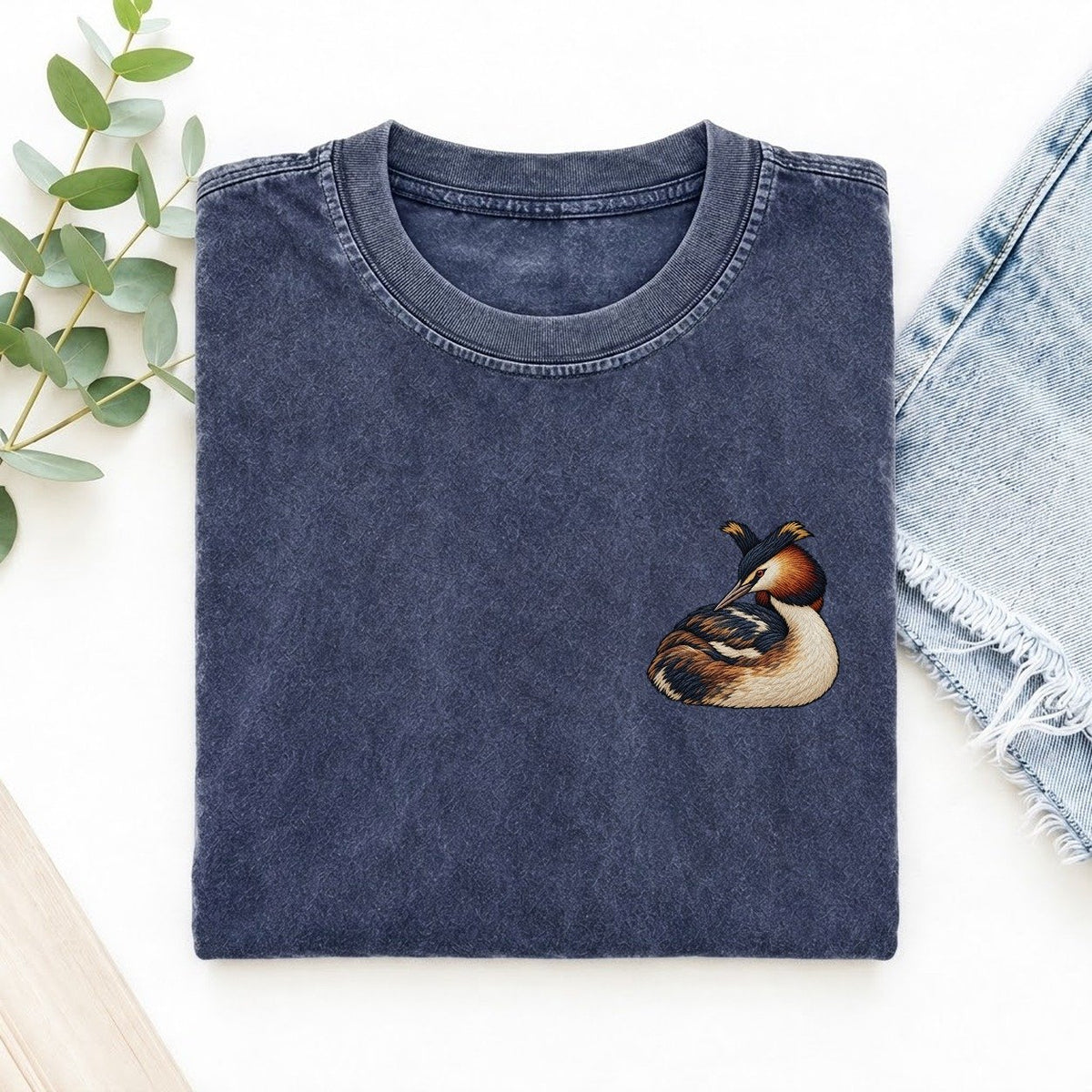 Grebe Collar Turn Left Chest Thread Signatures II Left Chest Vintage T-shirt – Blue