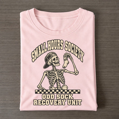 Sock Hunt Small Hours Society Classic T-shirt – Pink
