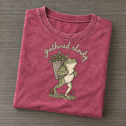 Berry Basket Pond Folk Vintage T-shirt – Raspberry