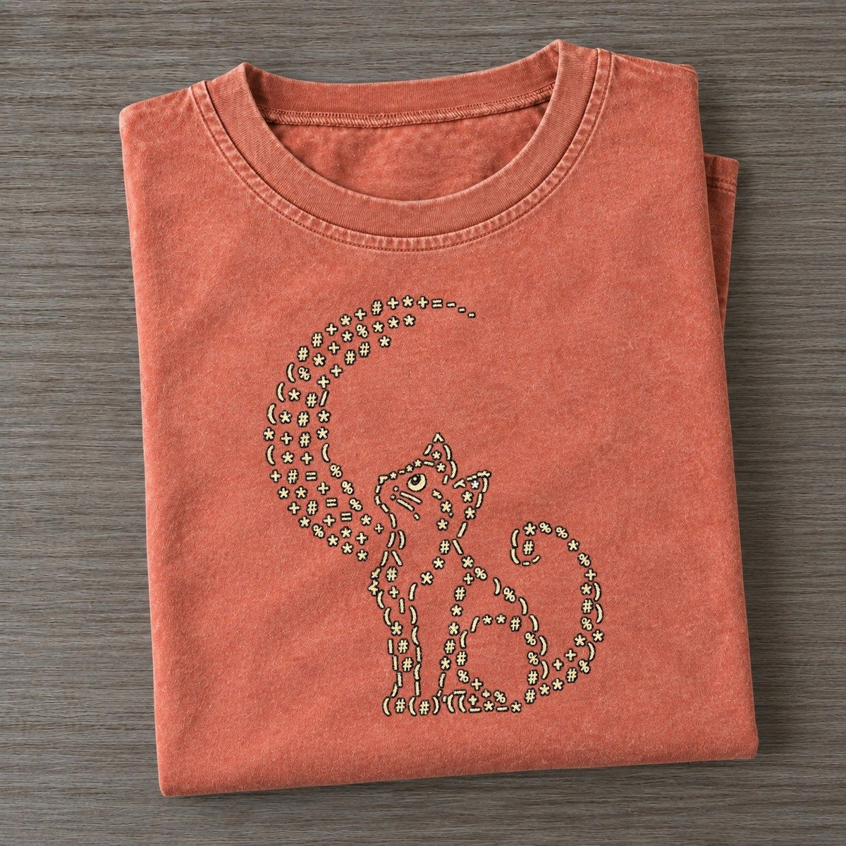 Midnight Cat Crescent Vintage T-shirt – Terracotta