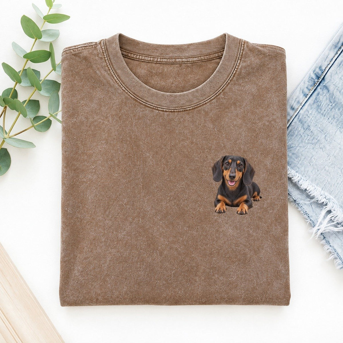 Dachshund Lying Down Left Chest Vintage T-shirt – Brown