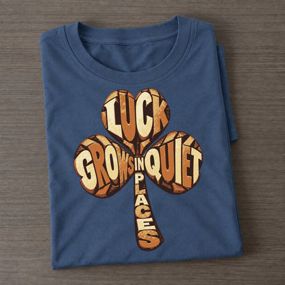 Clover Cursor Bloom Letter Sculpture Classic T-shirt – Twilight Navy
