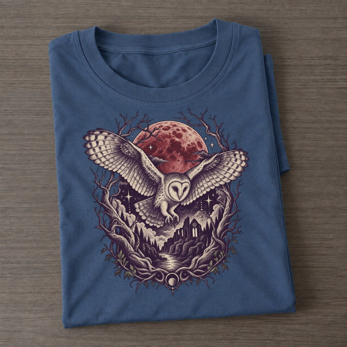 Barn Owl Blood Moon Midnight Haunt Classic T-shirt – Twilight Navy