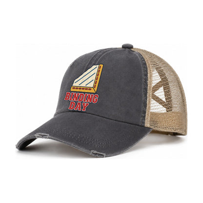 Binding Day Sewing And Quilting Women's Ponytail Trucker Hat – Charcoal Khaki