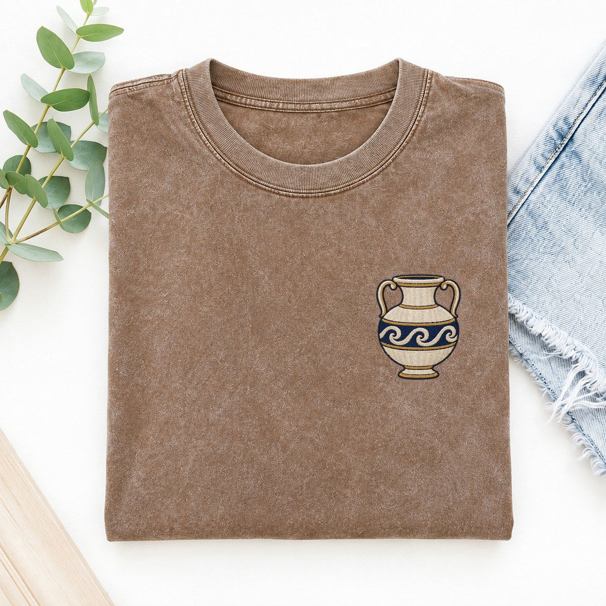 Pottery Vase Symbol Emblems Left Chest Vintage T-shirt – Brown