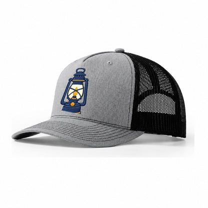 Camp Lantern Tiny Solo Marks Trucker Hat – Sport Grey Black