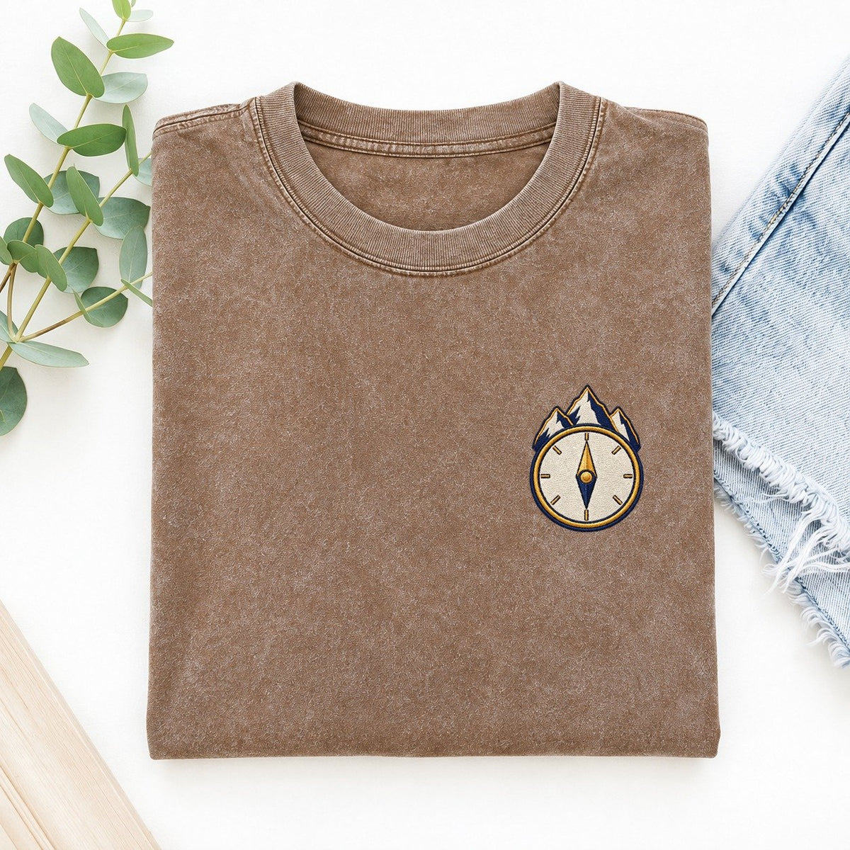 Mountain Compass Symbol Emblems Left Chest Vintage T-shirt – Brown