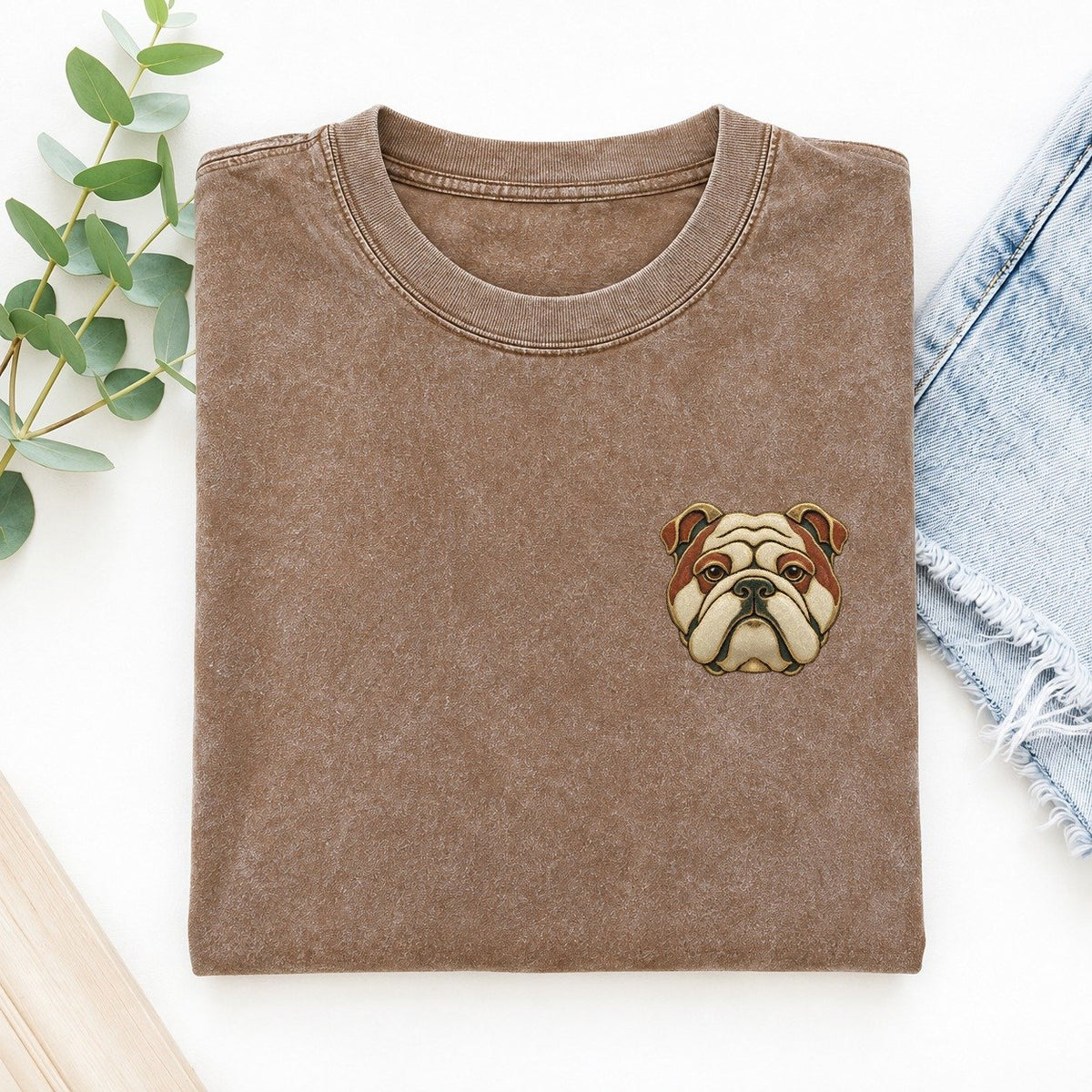 Bulldog Brow Fold Keepsake Emblem Left Chest Vintage T-shirt – Brown