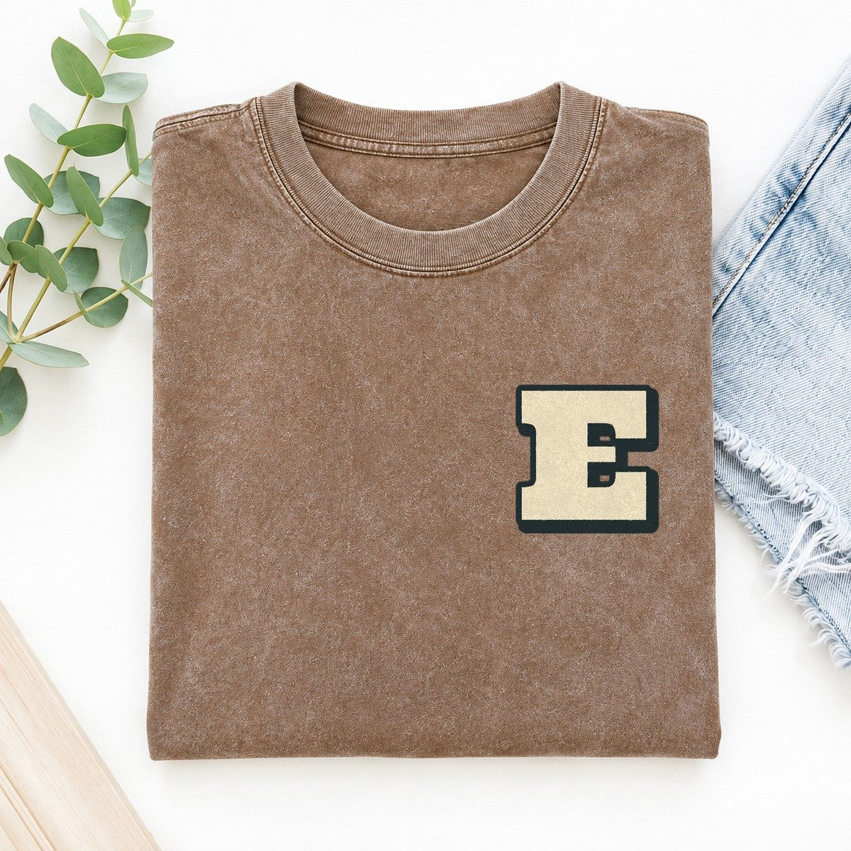 Initial E Left Chest Vintage T-shirt – Brown