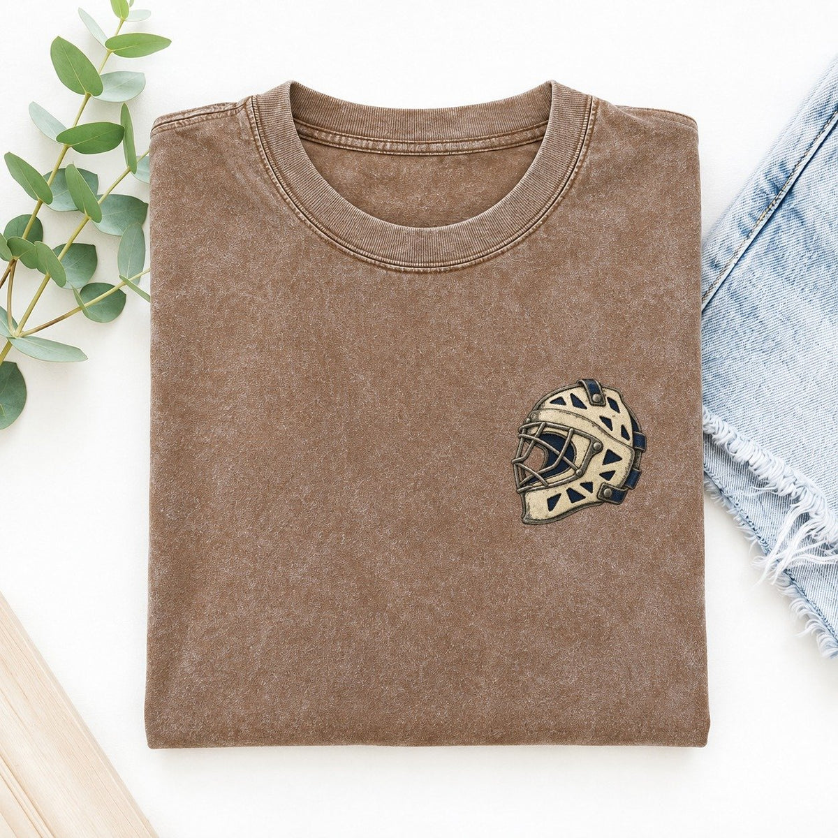 Goalie Mask Side Profile Keepsake Emblem Left Chest Vintage T-shirt – Brown