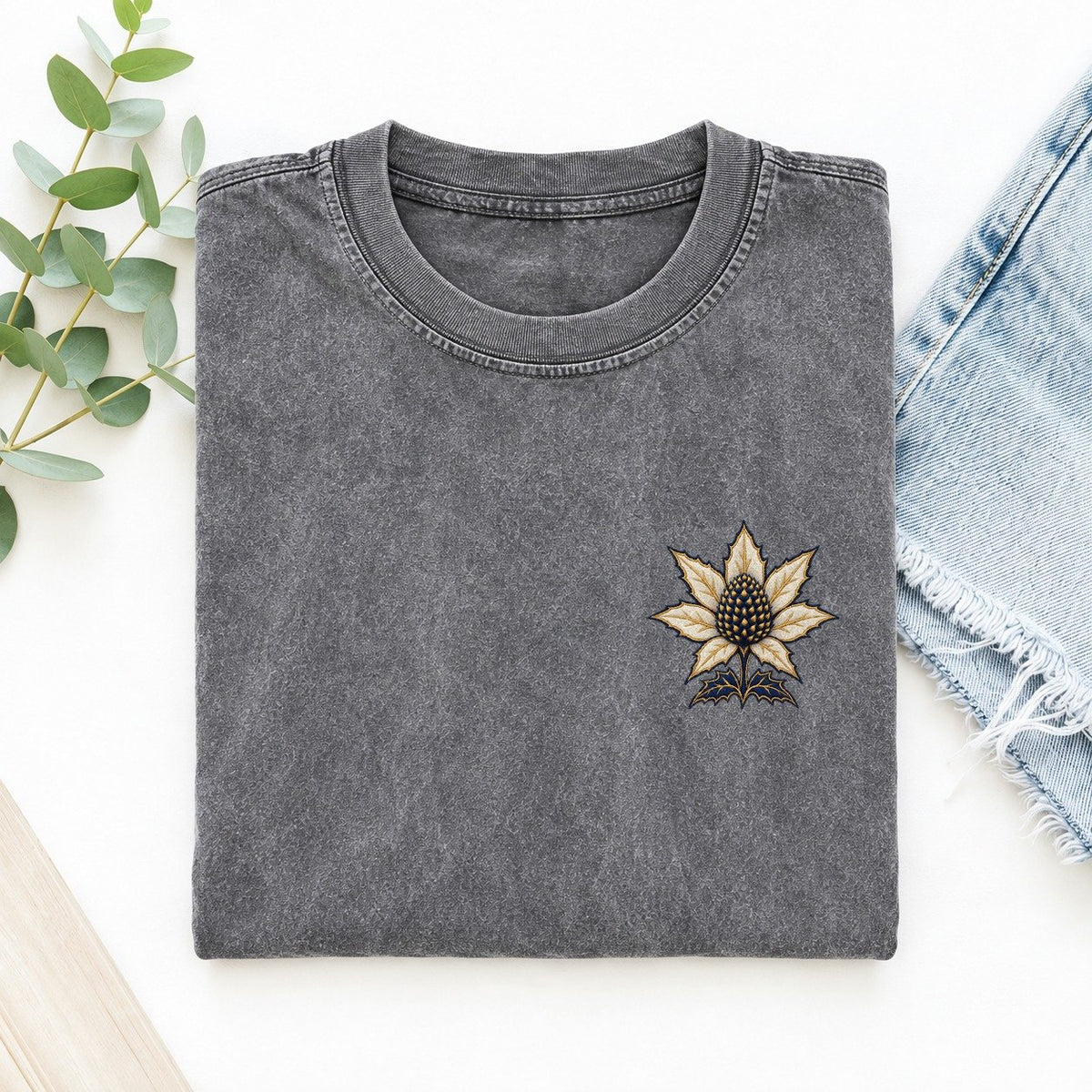 Sea Holly Bract Star Left Chest Vintage T-shirt – Grey